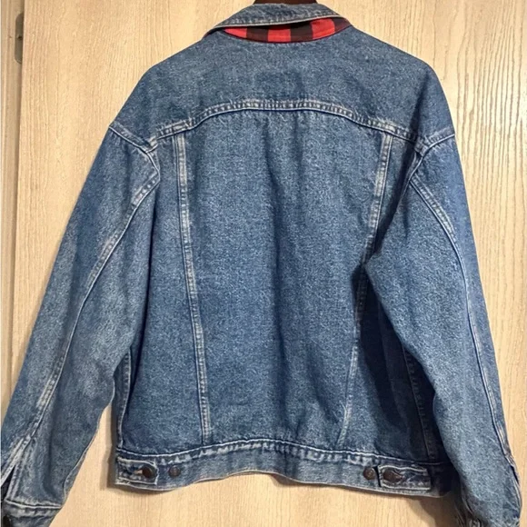 Vintage Levi’s Buffalo Plaid Lined Denim Trucker Jacket – Medium – Made in USA - Picture 13 of 16
